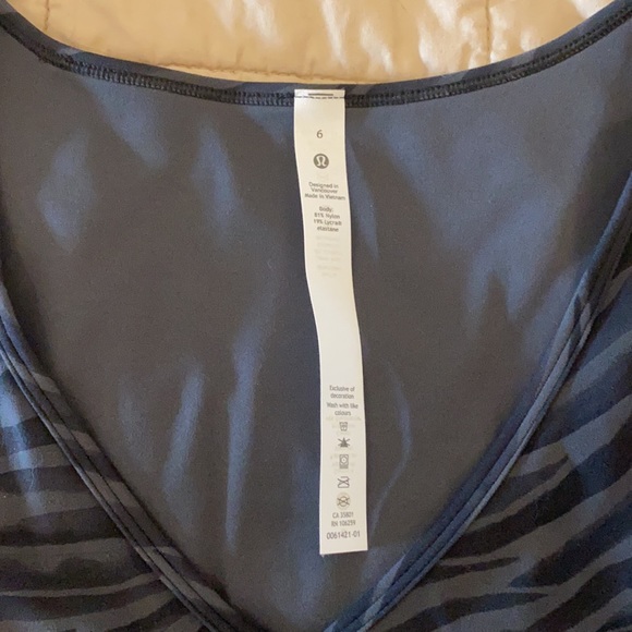 Lululemon Nulu Cropped Slim Yoga SS 6 NWT - Picture 5 of 6